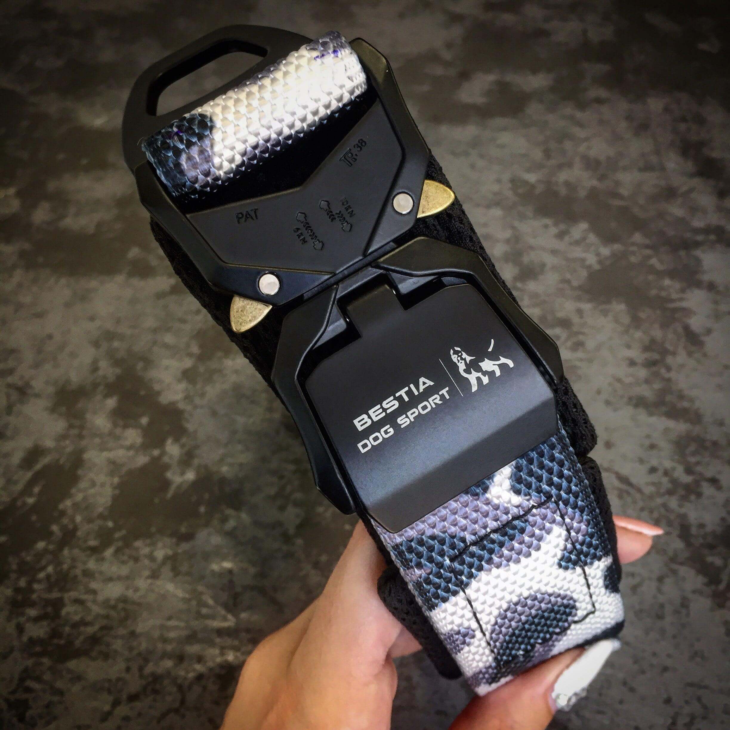 BESTIA DOG SPORT FAST RELEASE COLLAR - גו סטור (Go Store) - BESTIA DOG SPORT FAST RELEASE COLLAR - גו סטור (Go Store)